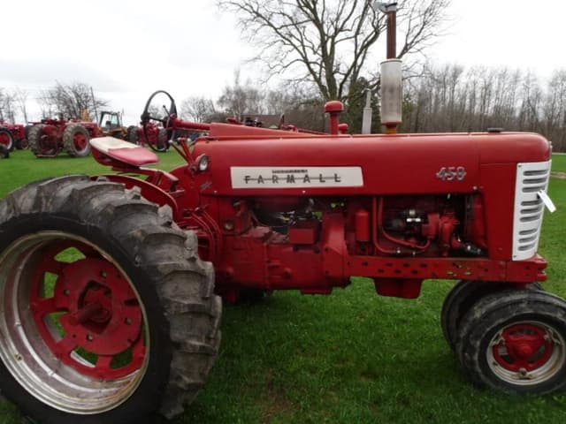 Image of Farmall 450 equipment image 2