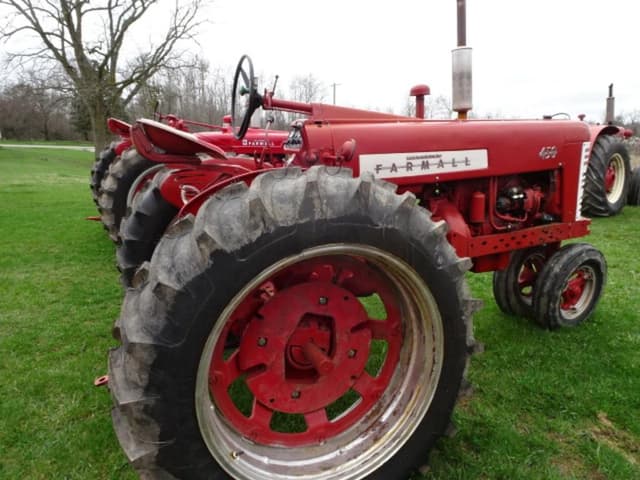 Image of Farmall 450 equipment image 3