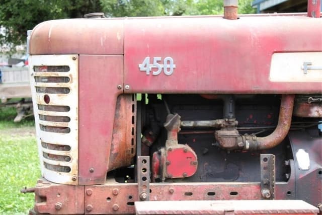 Image of Farmall 450 equipment image 4