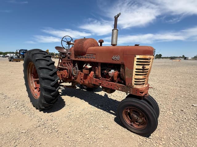 Image of Farmall 450 equipment image 2