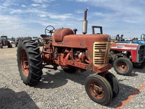 Farmall 450 Image