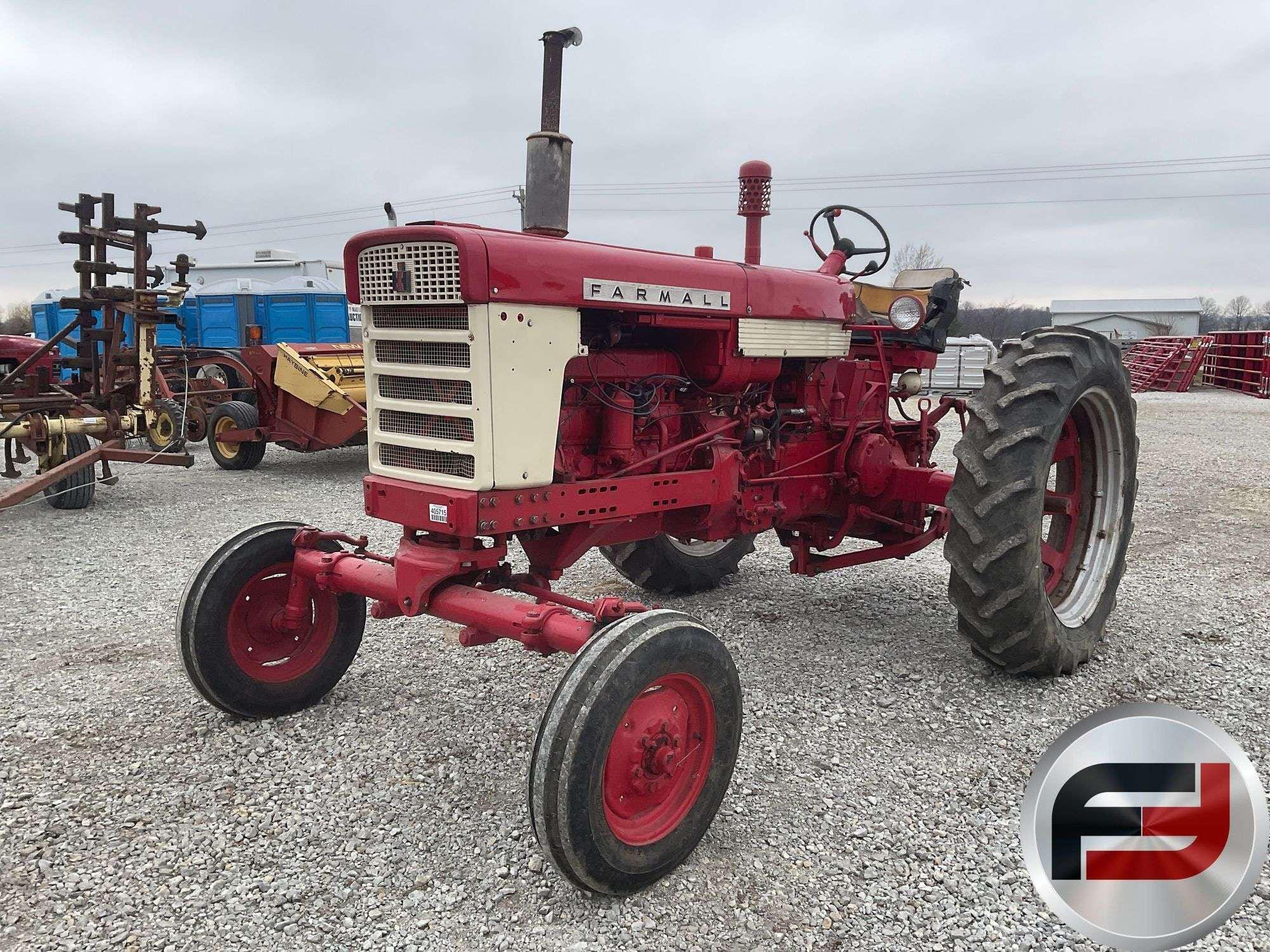 Main image Farmall 560 