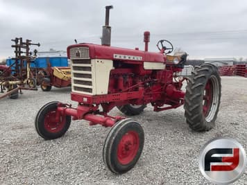 Main image Farmall 560