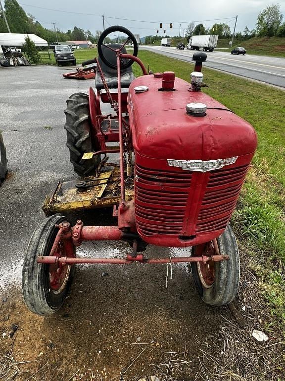 Image of Farmall A equipment image 3