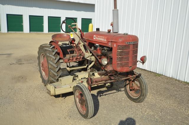 Image of Farmall A equipment image 1