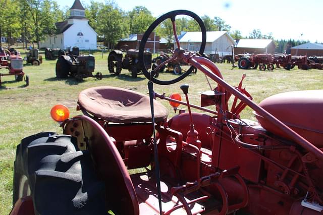 Image of Farmall Super A equipment image 1