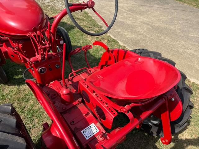 Image of Farmall A equipment image 4