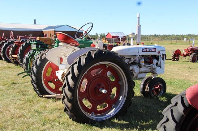 Image of Farmall C equipment image 4