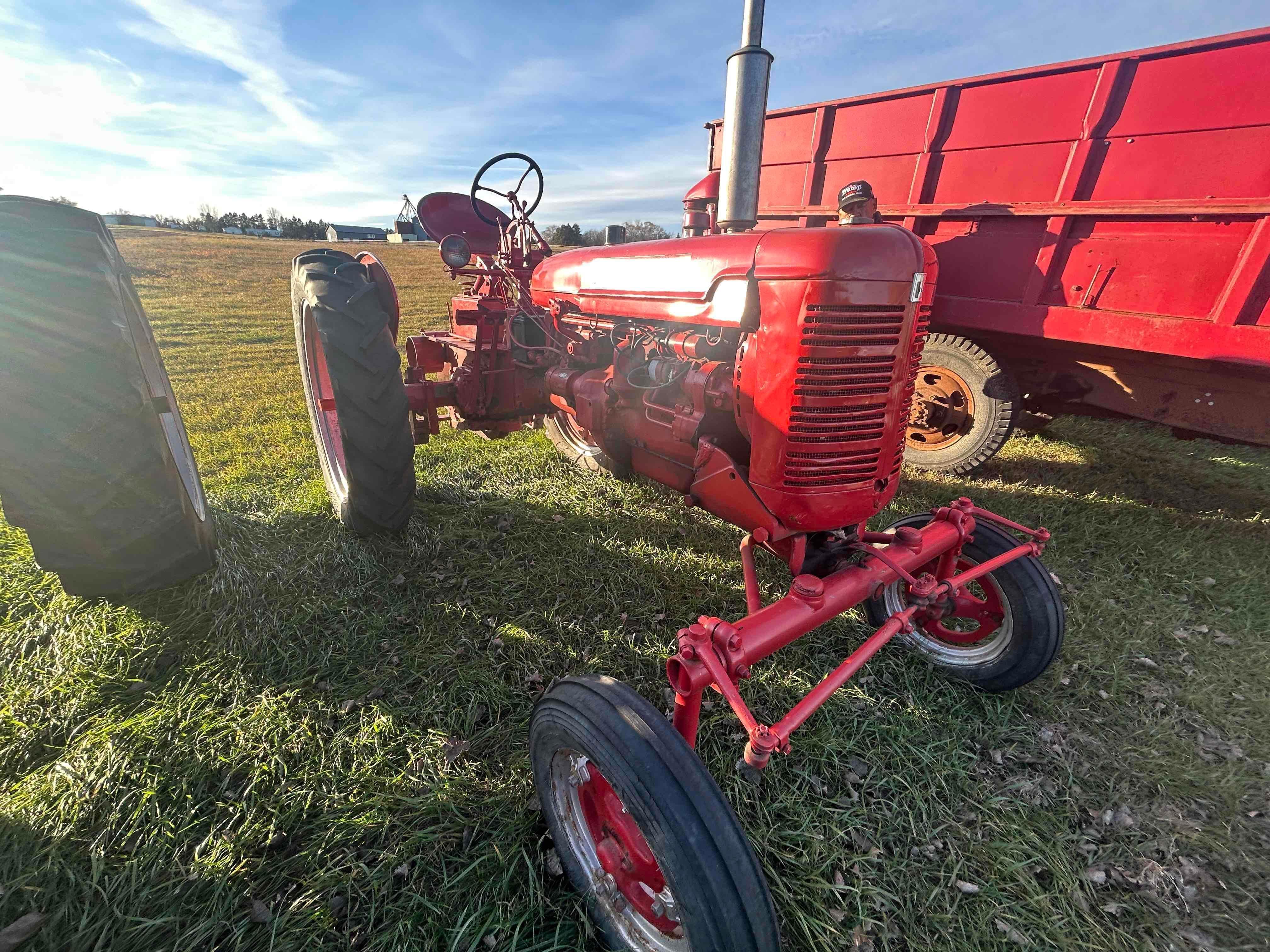 Farmall C Equipment Image0