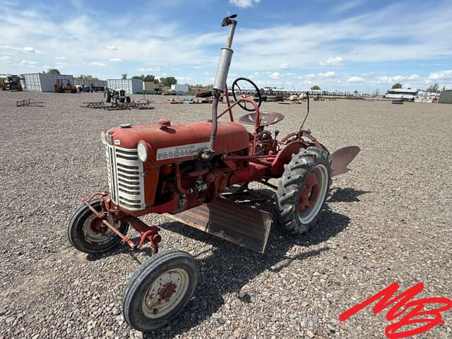 Image of Farmall Cub equipment image 3