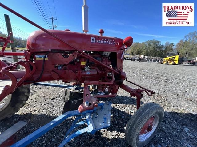 Image of Farmall Cub equipment image 3