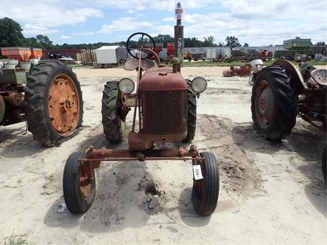 Image of Farmall Cub equipment image 1