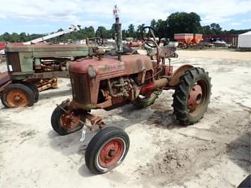 Main image Farmall Cub
