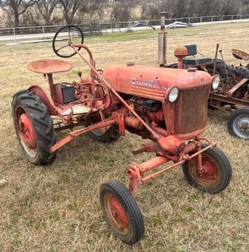 Main image Farmall Cub