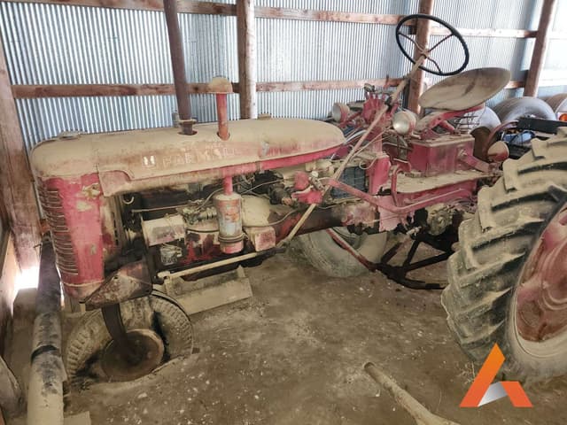 Image of Farmall FC equipment image 2