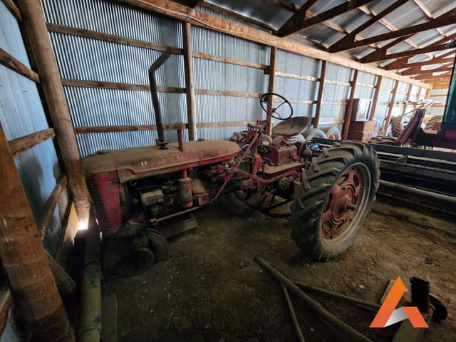 Image of Farmall FC equipment image 3