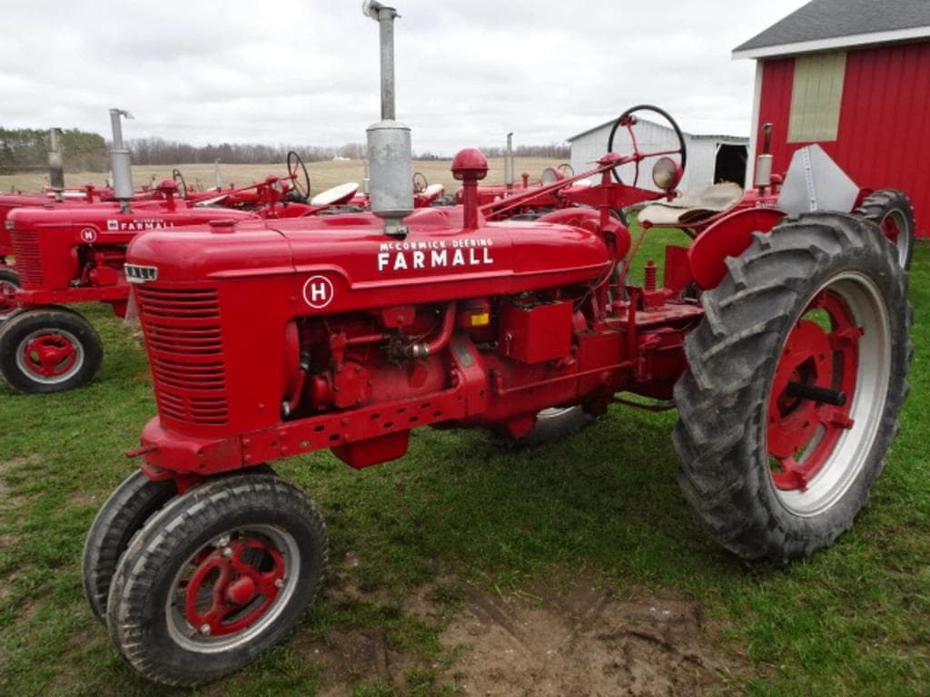 Image of Farmall H Primary image
