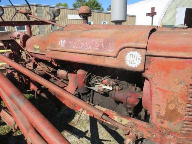 Image of Farmall H equipment image 4