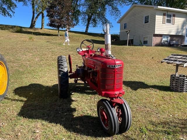 Image of Farmall H equipment image 1