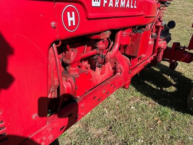 Image of Farmall H equipment image 4