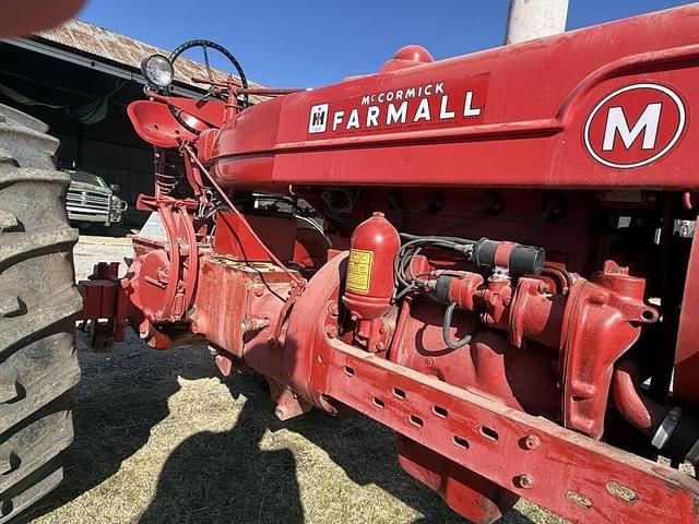 Image of Farmall Super M equipment image 4