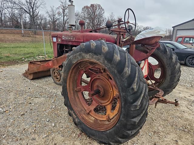 Image of Farmall M equipment image 4