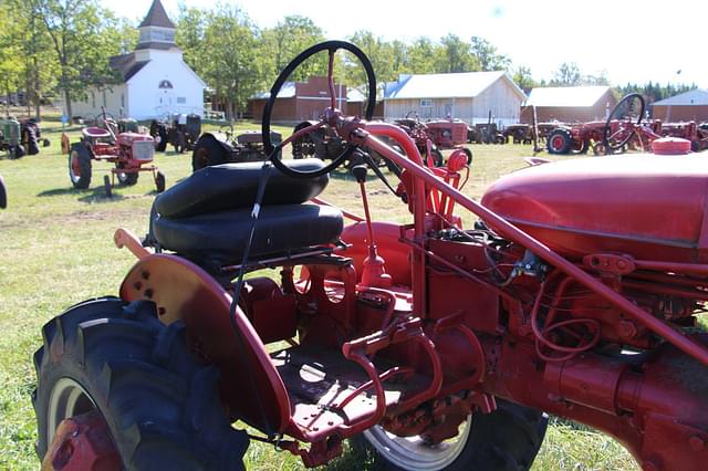 Image of Farmall Super A equipment image 3