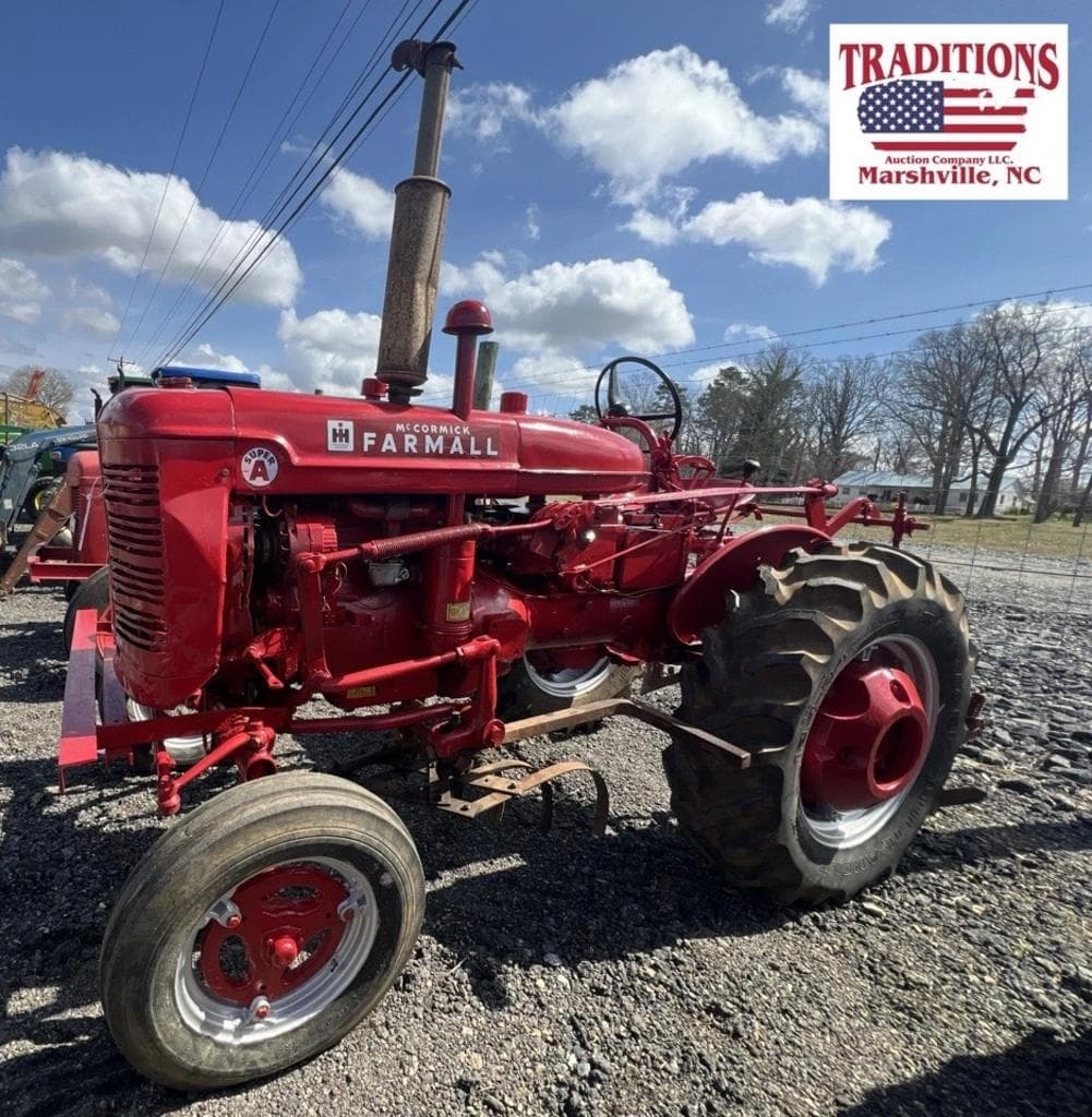 Image of Farmall Super A Primary image