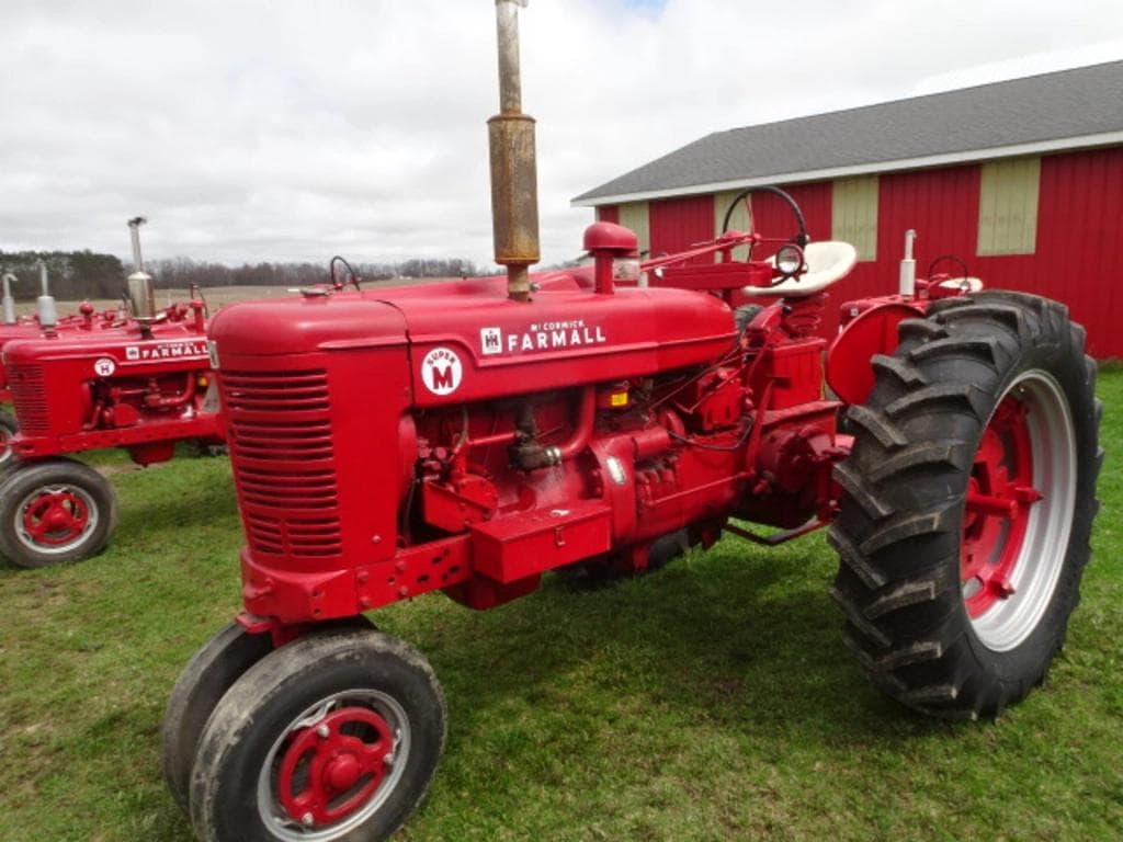 Image of Farmall Super M Primary image