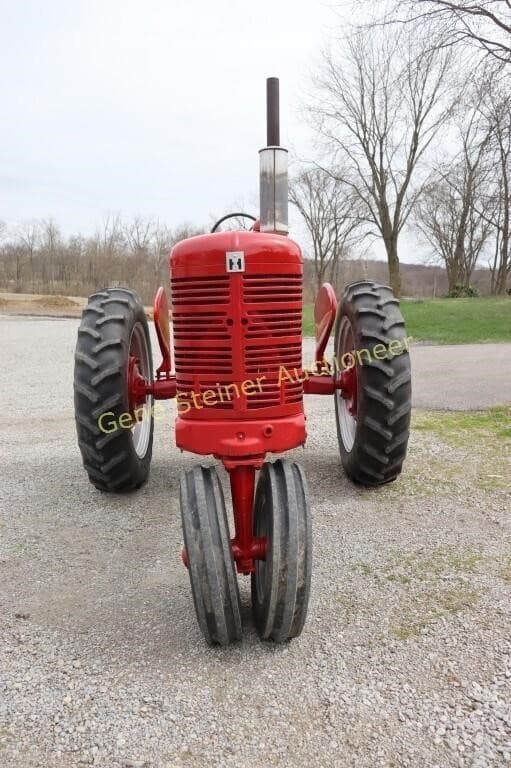 Image of Farmall Super M equipment image 2