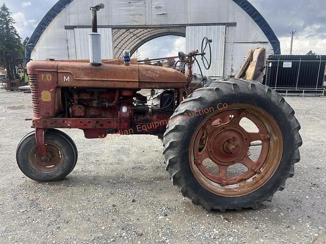 Image of Farmall M equipment image 2