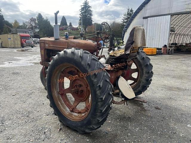 Image of Farmall M equipment image 3