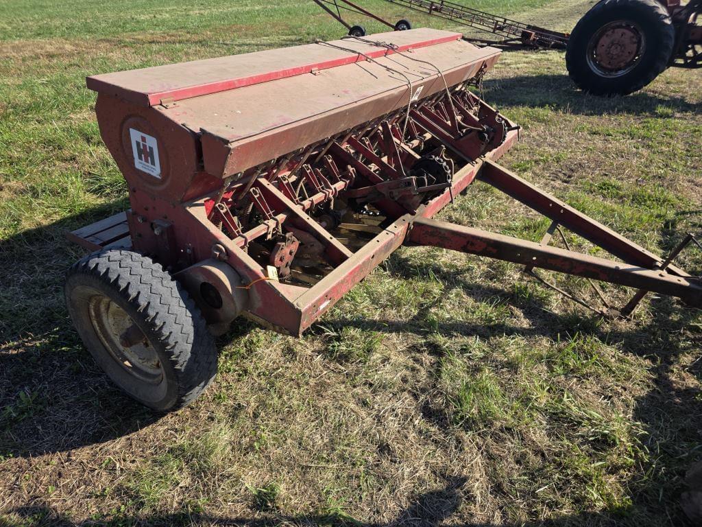Image of International Harvester 10 Primary image