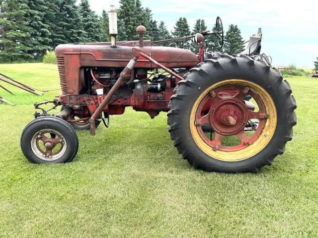 Image of Farmall M equipment image 4