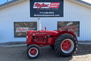 Main image McCormick-Deering Super W-4