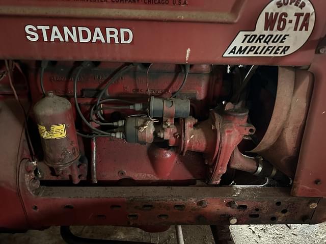 Image of McCormick-Deering Super W-6 equipment image 3