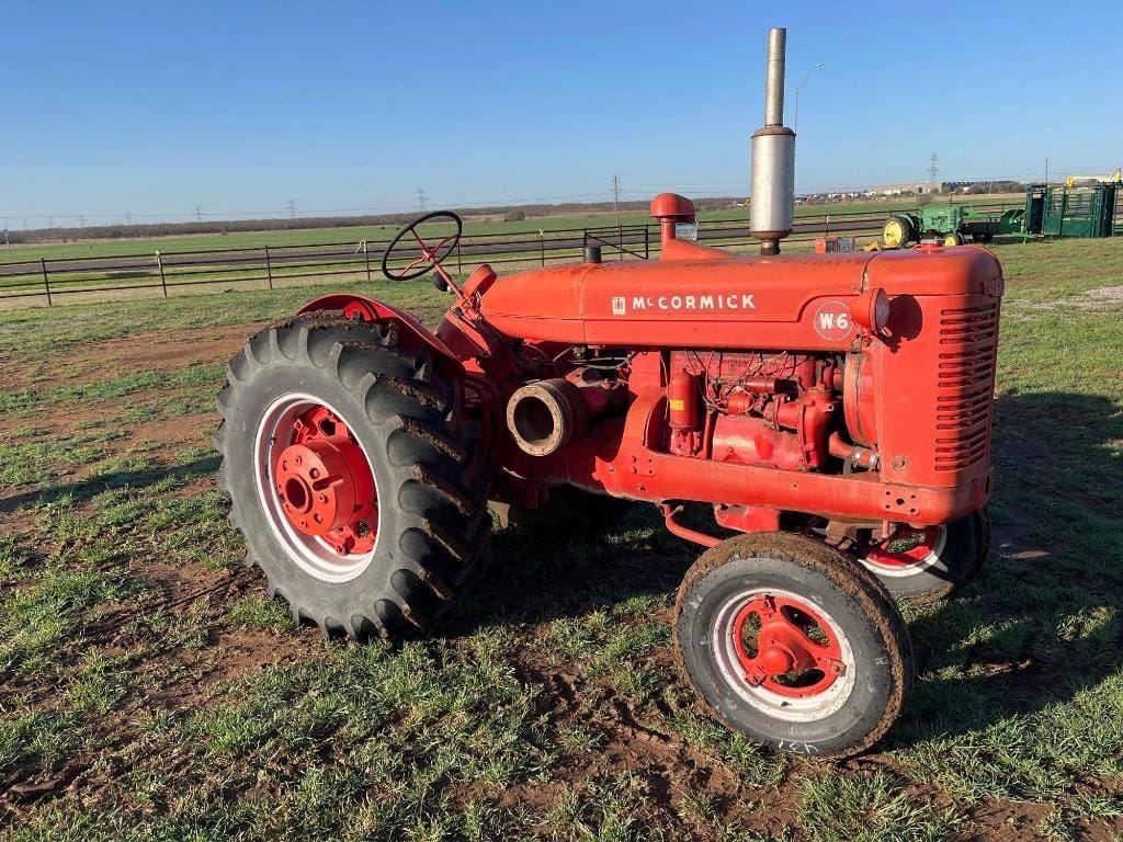 1949 International Harvester W-6 Equipment Image0