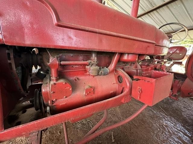 Image of McCormick-Deering W-9 equipment image 3