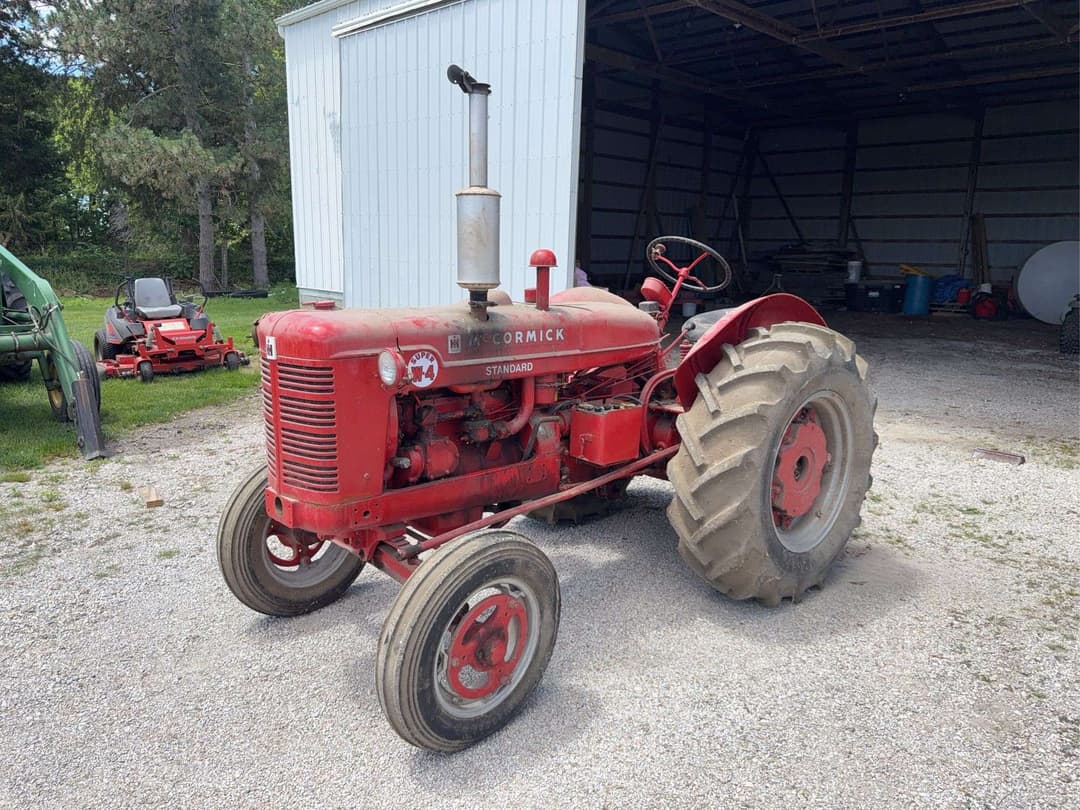 Image of International Harvester Super W-4 Primary image