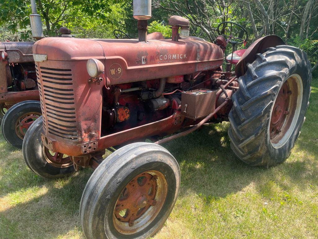 Main image McCormick-Deering W-9