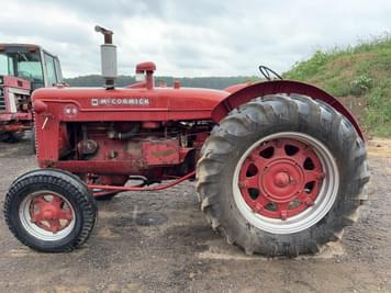 Main image McCormick-Deering W-9