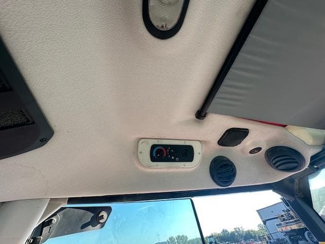 Image of McCormick Intl X6.470 equipment image 4