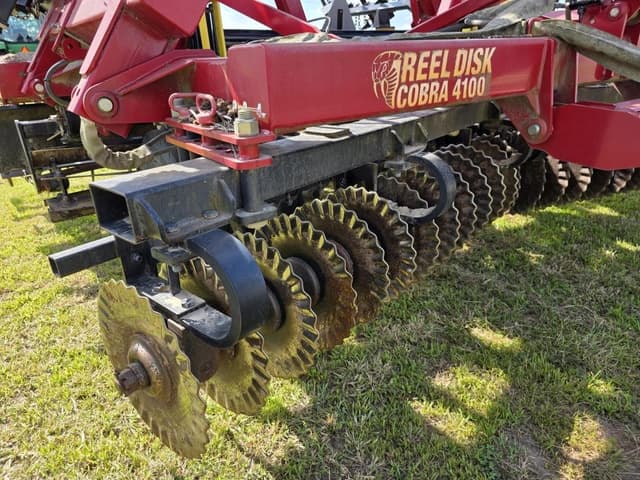 Image of McFarlane Cobra 4100 equipment image 1