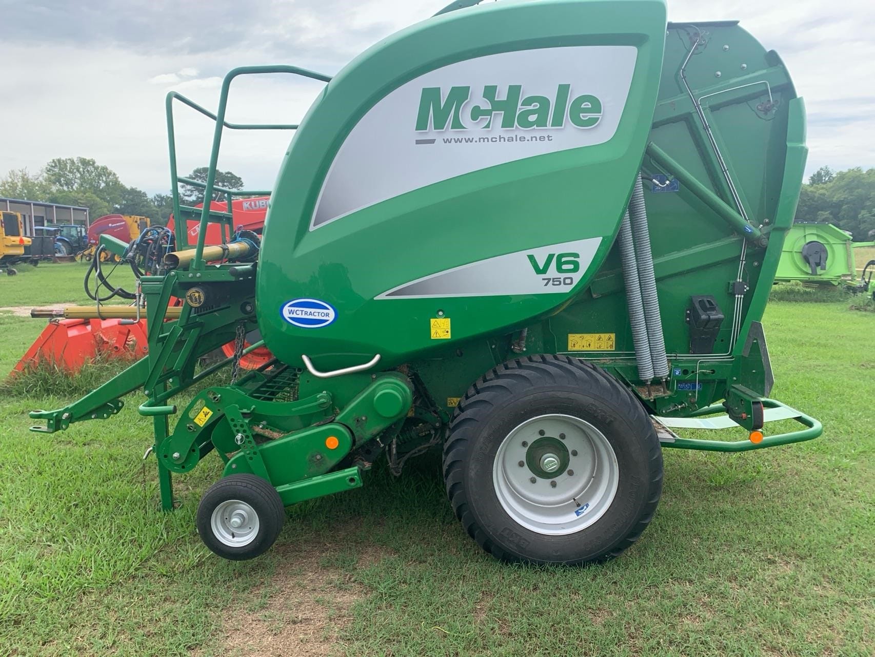 2021 McHale V6 750 Equipment Image0