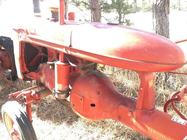 Image of Farmall A equipment image 4