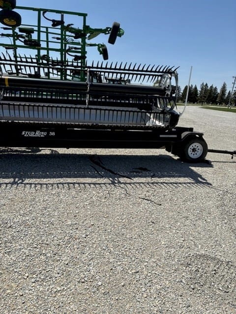 2018 MD Products Stud King 38 Equipment Image0