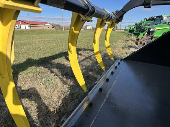 Image of MDS Grapple Bucket equipment image 2