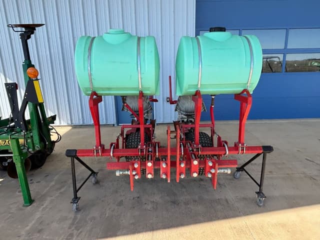 Image of Mechanical Transplanter 4000 equipment image 3