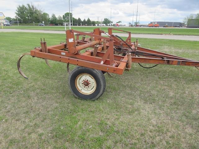 Image of Melroe 501 equipment image 2