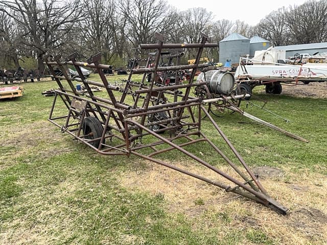Image of Melroe Undetermined equipment image 1